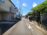 1号棟 戸建てが立ち並ぶ静かな住宅街。四季折々の移り変わりを感じながら自然と楽しみ、暮らす、そんな毎日を日々の中で感じられる住環境
