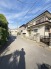 戸建てが立ち並ぶ静かな住宅街。四季折々の移り変わりを感じながら自然と楽しみ、暮らす、そんな毎日を日々の中で感じられる住環境
