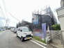 B号棟 戸建てが立ち並ぶ静かな住宅街。四季折々の移り変わりを感じながら自然と楽しみ、暮らす、そんな毎日を日々の中で感じられる住環境
 2026/07/27m