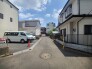 1号棟 戸建てが立ち並ぶ静かな住宅街。四季折々の移り変わりを感じながら自然と楽しみ、暮らす、そんな毎日を日々の中で感じられる住環境
