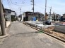 B号棟 南側.8m幅員の道路と東側4.0m幅員道路の角地です。