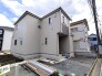 A号棟 戸建てが立ち並ぶ静かな住宅街。四季折々の移り変わりを感じながら自然と楽しみ、暮らす、そんな毎日を日々の中で感じられる住環境
