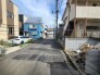 C号棟 戸建てが立ち並ぶ静かな住宅街。四季折々の移り変わりを感じながら自然と楽しみ、暮らす、そんな毎日を日々の中で感じられる住環境
