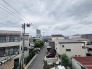 A号棟 窓から眺める風景は一日の疲れを癒すヒーリングを奏でる、心地の良い時間を演出してくれます。室内も重要ですが、周りの環境もマイホーム選びの大事なポイント
 2026/06/05m