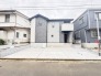 戸建てが立ち並ぶ静かな住宅街。四季折々の移り変わりを感じながら自然と楽しみ、暮らす、そんな毎日を日々の中で感じられる住環境

