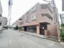 商業施設が徒歩圏内に充実、日々のお買い物も安心な環境です。
