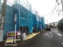 A号棟 戸建てが立ち並ぶ静かな住宅街。四季折々の移り変わりを感じながら自然と楽しみ、暮らす、そんな毎日を日々の中で感じられる住環境
