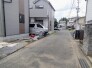 C号棟　東面前面道路(北向き)