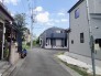 B号棟　北側前面道路(東向き)