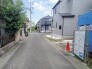 A号棟 前面道路(東向き)