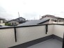 1号棟 南側のお部屋から出入りできる、奥行きのあるワイドバルコニー。心地よい陽射しと暖かな風を楽しむことが出来ます。
 2026/07/02m