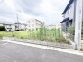 2号地 戸建てが立ち並ぶ静かな住宅街。四季折々の移り変わりを感じながら自然と楽しみ、暮らす、そんな毎日を日々の中で感じられる住環境
