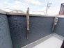 陽ざしが差込む明るいバルコニー。お洗濯時に助かります。
