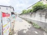 戸建てが立ち並ぶ静かな住宅街。四季折々の移り変わりを感じながら自然と楽しみ、暮らす、そんな毎日を日々の中で感じられる住環境

