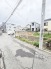 戸建てが立ち並ぶ静かな住宅街。四季折々の移り変わりを感じながら自然と楽しみ、暮らす、そんな毎日を日々の中で感じられる住環境
