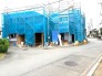 戸建てが立ち並ぶ静かな住宅街。四季折々の移り変わりを感じながら自然と楽しみ、暮らす、そんな毎日を日々の中で感じられる住環境
