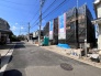 1号棟 戸建てが立ち並ぶ静かな住宅地。四季折々の移り変わりを感じながら自然と楽しみ、暮らす、そんな毎日を日々の中で感じられる住環境
