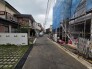 1号棟 戸建てが立ち並ぶ静かな住宅街。四季折々の移り変わりを感じながら自然と楽しみ、暮らす、そんな毎日を日々の中で感じられる住環境
