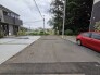 戸建てが立ち並ぶ静かな住宅街。四季折々の移り変わりを感じながら自然と楽しみ、暮らす、そんな毎日を日々の中で感じられる住環境
