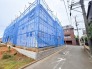 1号棟 戸建てが立ち並ぶ静かな住宅街。四季折々の移り変わりを感じながら自然と楽しみ、暮らす、そんな毎日を日々の中で感じられる住環境
