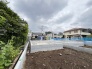 1号棟 静かな住宅街に位置する、新しい暮らしの始まりを感じさせる基礎工事が整った広々とした土地です
