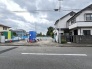 1号棟 街並みに馴染む立地で、新しい生活の基盤を築くための開放感ある空間です

