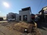 2号棟 すっきりとしたフォルムが街並みに馴染む、洗練された外観が日々の暮らしを穏やかに迎えてくれます。