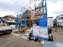 戸建てが立ち並ぶ静かな住宅街。四季折々の移り変わりを感じながら自然と楽しみ、暮らす、そんな毎日を日々の中で感じられる住環境

