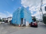 戸建てが立ち並ぶ静かな住宅街。四季折々の移り変わりを感じながら自然と楽しみ、暮らす、そんな毎日を日々の中で感じられる住環境
