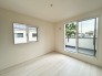 窓から眺める風景は一日の疲れを癒すヒーリングを奏でる、心地の良い時間を演出してくれます。室内も重要ですが、周りの環境もマイホーム選びの大事なポイント
