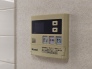 自動湯張り機能も追い焚き機能も完備しております。