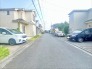 6m幅員の道路に面しておりお車の運転が苦手な方でも安心して出入りいただけます。

