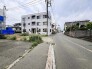 現地周辺の様子　前方には郵便局が見えます 30m
