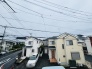窓から眺める風景は一日の疲れを癒すヒーリングを奏でる、心地の良い時間を演出してくれます。室内も重要ですが、周りの環境もマイホーム選びの大事なポイント
