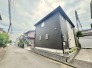 戸建てが立ち並ぶ静かな住宅街。四季折々の移り変わりを感じながら自然と楽しみ、暮らす、そんな毎日を日々の中で感じられる住環境
