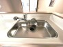 一杯の水も楽しめる浄水器があるシステムキッチン。
