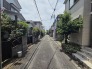 戸建てが立ち並ぶ静かな住宅街。四季折々の移り変わりを感じながら自然と楽しみ、暮らす、そんな毎日を日々の中で感じられる住環境
