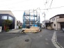 戸建てが立ち並ぶ静かな住宅街。四季折々の移り変わりを感じながら自然と楽しみ、暮らす、そんな毎日を日々の中で感じられる住環境
