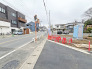 4号棟 閑静な住宅街に佇む、住まう人の個性を映し出すような外観。周辺には暮らしを彩る緑もあり、穏やかな日常がそこにあります
