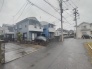戸建てが立ち並ぶ静かな住宅街。四季折々の移り変わりを感じながら自然と楽しみ、暮らす、そんな毎日を日々の中で感じられる住環境
