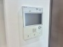 録画機能もあり、どのような人が何時に来訪されたのかが分かります。防犯上はもちろん、お届け物などの把握にも便利です。ライトが付いているので、夜間でも安心です。

