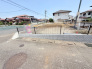 1号棟 五感で感じる、現地でしかわからない事も沢山ございます。周辺環境なども一緒にご案内いたしますのでお気軽にお問合せください。
