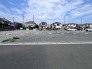 2号地 前面道路は広く、駐車がしやすいです。