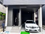 気持ちよくご家族やゲストを送迎できるスタイリッシュでスッキリとした玄関です。
