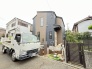 戸建てが立ち並ぶ静かな住宅街。四季折々の移り変わりを感じながら自然と楽しみ、暮らす、そんな毎日を日々の中で感じられる住環境
