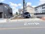 1号棟 五感で感じる、現地でしかわからない事も沢山ございます。周辺環境なども一緒にご案内いたしますのでお気軽にお問合せください。
