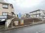 4号地 周囲に建物が適度に調和する落ち着いた住環境に位置しこれからの暮らしを描きやすい更地です
