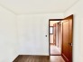 2階真ん中のお部屋です。お子様のお部屋としても便利です。

