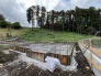 3号棟 豊かな自然に抱かれた静寂な環境で、住まいの基礎が着実に整えられていく過程を感じさせます
 2026/08/15m