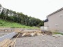 1号棟 澄んだ空気が心地よい、落ち着きのある立地。自然の息吹を感じながら、健やかな日々が始まります
 2026/08/15m